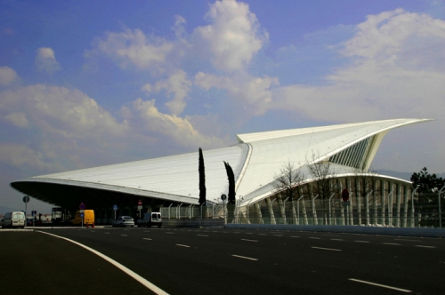 Adaptation and improvements in the new terminal building at Bilbao Airport