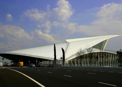 Adaptation and improvements in the new terminal building at Bilbao Airport